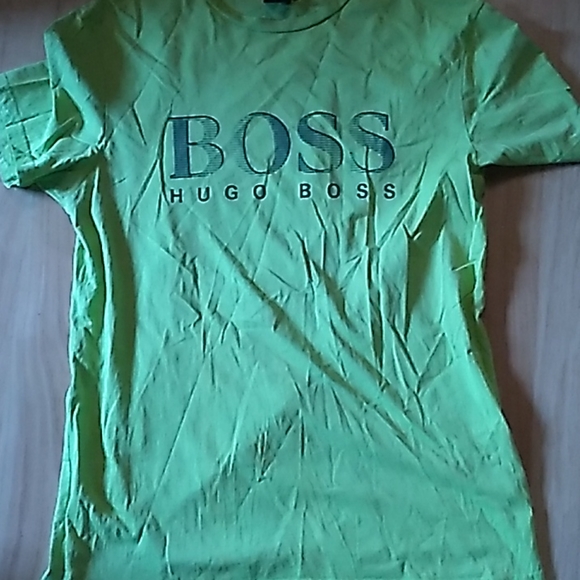 Hugo boss t shirt - Picture 1 of 2
